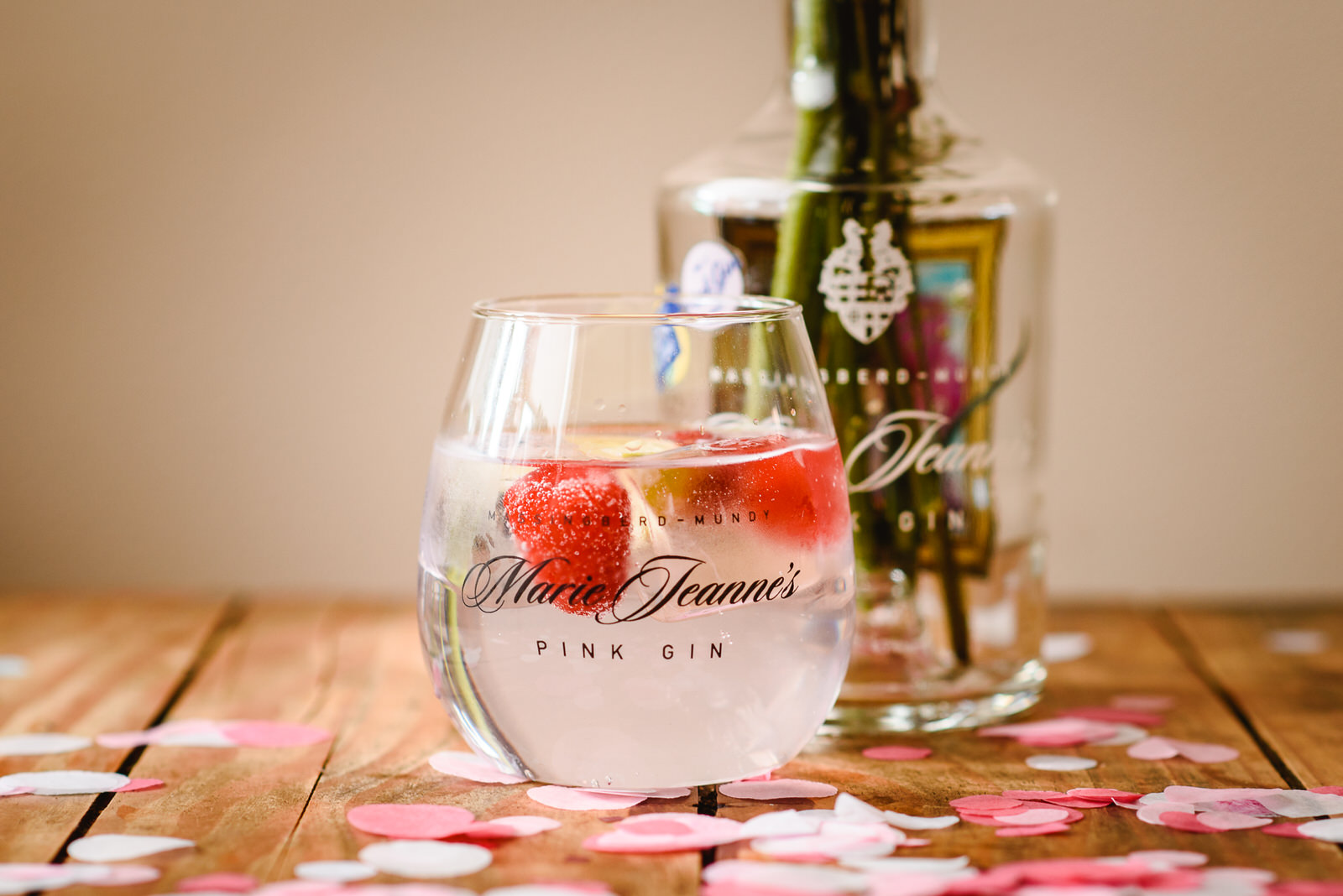 Marie Jeanne Pink Gin