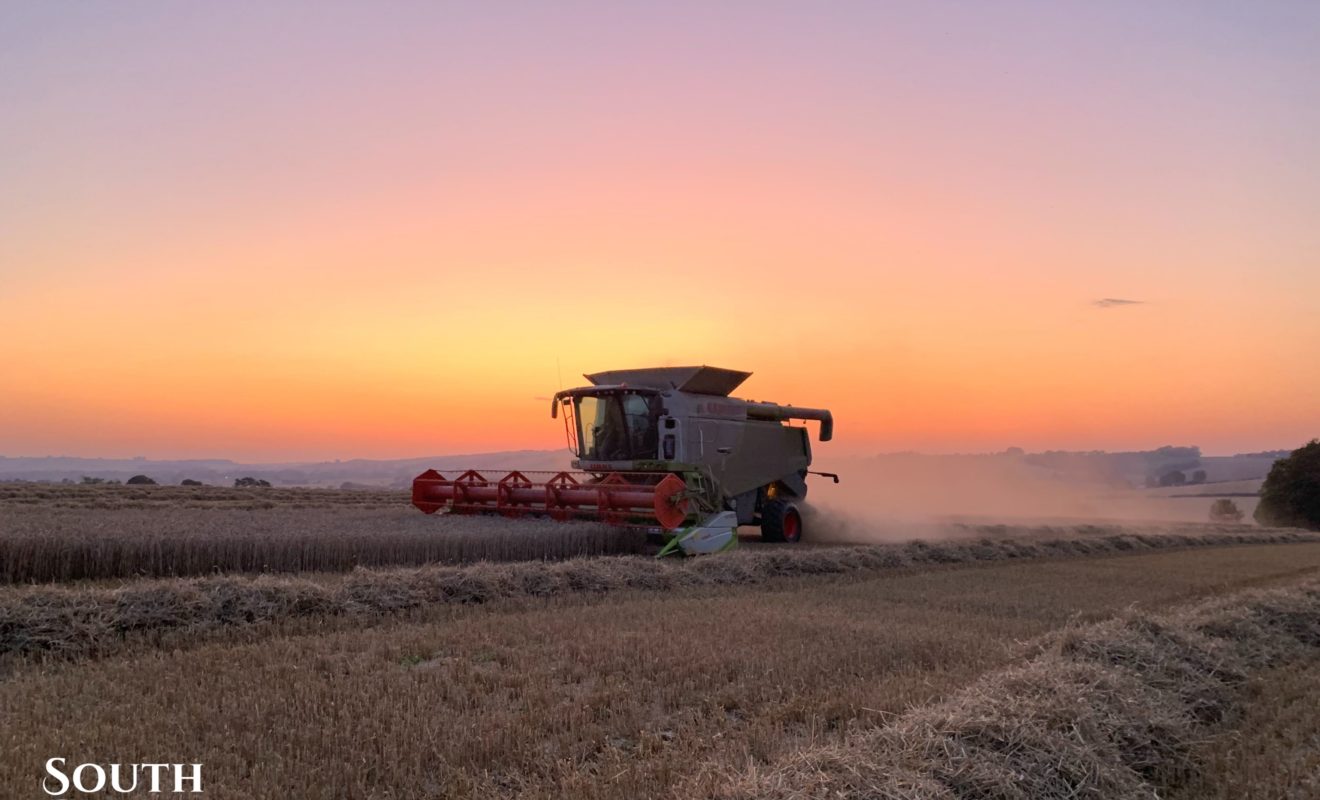 Combine Harvester farming in the Wolds